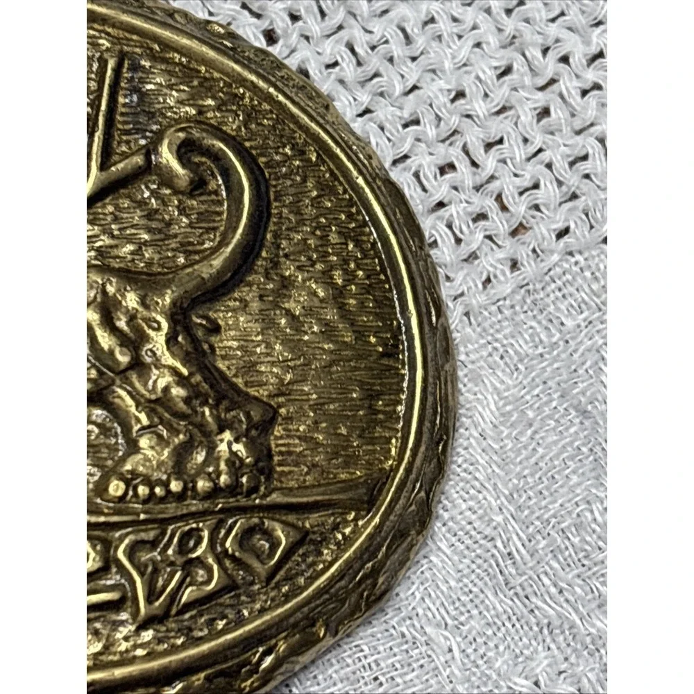 Vintage  Hebrew Seal of Meggido Lion Oval Gold Tone Belt Buckle by Buckler?